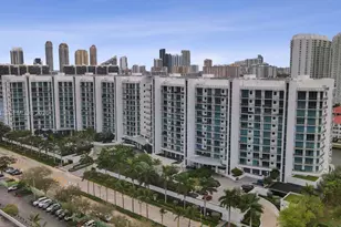 3300 NE 188th St, Aventura, FL 33180 - Photo 50