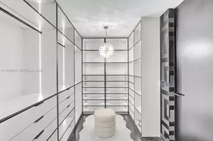 3300 NE 188th St, Aventura, FL 33180 - Photo 20