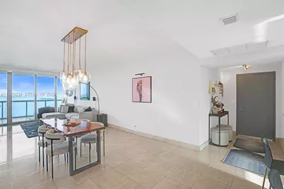 601 NE 36th St #1910, Miami, FL 33137 - Photo 14