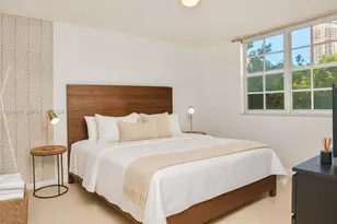 19601 E Country Club Dr, Aventura, FL 33180 - Photo 10