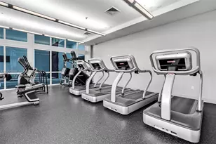 1900 N Bayshore Dr, Miami, FL 33132 - Photo 28