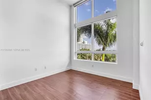 1900 N Bayshore Dr, Miami, FL 33132 - Photo 20