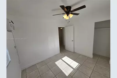 535 NW 7th St #9, Miami, FL 33136 - Photo 14