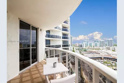 17201 Collins Ave #2209, Sunny Isles Beach, FL 33160 - Photo 16