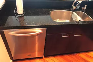 400 South Pointe Dr, Miami Beach, FL 33139 - Photo 14