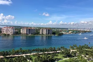 400 South Pointe Dr, Miami Beach, FL 33139 - Photo 8