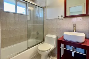 562 NW 82nd Pl, Miami, FL 33126 - Photo 28