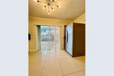 562 NW 82nd Pl #309, Miami, FL 33126 - Photo 14