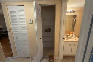 7664 NW 18th St, Margate, FL 33063 - Photo 18