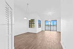 15569 N Miami Lakeway N, Miami Lakes, FL 33014 - Photo 6