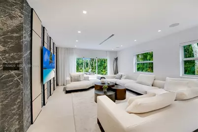 431 Layne Blvd, Hallandale Beach, FL 33009 - Photo 6