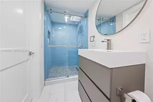 8451 Dundee Terrace, Miami Lakes, FL 33016 - Photo 36