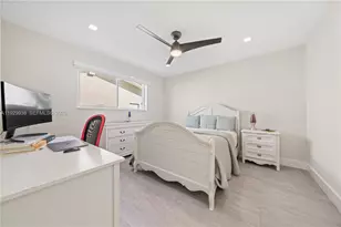 8451 Dundee Terrace, Miami Lakes, FL 33016 - Photo 30