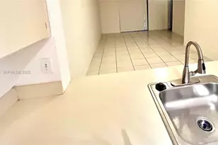 851 NE 207th Ln, Miami, FL 33179 - Photo 2