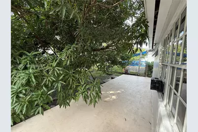 14630 NE 5th Ct, Miami, FL 33161 - Photo 6