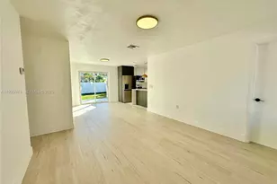 629 SW 4th St, Hallandale Beach, FL 33009 - Photo 6