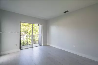 465 NE 59th St #27, Miami, FL 33137 - Photo 2