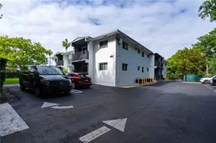 465 NE 59th St, Miami, FL 33137 - Photo 18