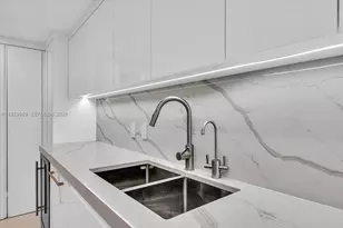 9801 Collins Ave, Bal Harbour, FL 33154 - Photo 26