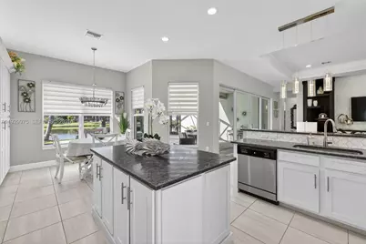 11051 SW Ivory Springs Ln, Port Saint Lucie, FL 34987 - Photo 16