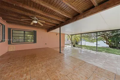 10730 SW 51st Dr, Miami, FL 33165 - Photo 24