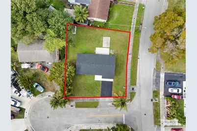 2401 SW 45th Ave, Fort Lauderdale, FL 33317 - Photo 22