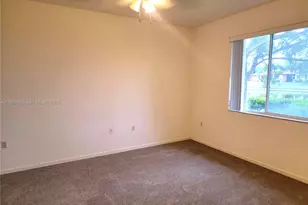2513 Stockbridge Square SW, Vero Beach, FL 32962 - Photo 12