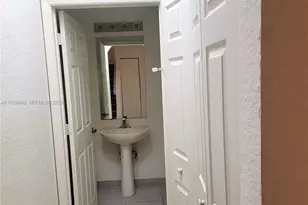 2513 Stockbridge Square SW, Vero Beach, FL 32962 - Photo 6