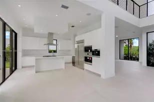 16492 S Botaniko Dr S, Weston, FL 33326 - Photo 12