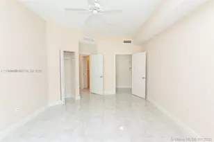 3001 NE 185th St, Aventura, FL 33180 - Photo 12