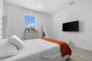 1387 SE 26th Ter, Homestead, FL 33035 - Photo 14