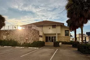 1833 S Ocean Dr, Hallandale Beach, FL 33009 - Photo 32