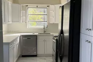 1400 NE 191st St, Miami, FL 33179 - Photo 14