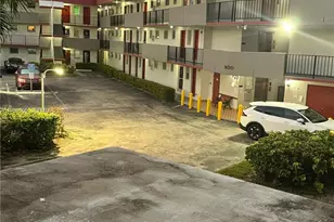 1400 NE 191st St, Miami, FL 33179 - Photo 16