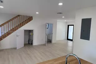 574 NW 7th St, Florida City, FL 33034 - Photo 6