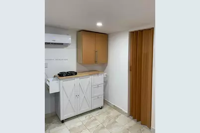 20811 NW Miami Pl #B, Miami Gardens, FL 33169 - Photo 6