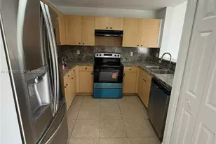 25118 SW 124th Ct, Homestead, FL 33032 - Photo 2