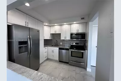 20335 W Country Club Dr #2601, Aventura, FL 33180 - Photo 4