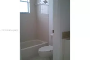 2271 NE 42nd Cir, Homestead, FL 33033 - Photo 8