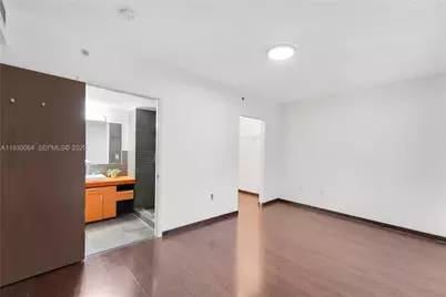 435 21st St #212, Miami Beach, FL 33139 - Photo 12