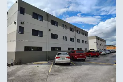 5 Olive Dr #24, Hialeah, FL 33010 - Photo 14