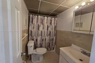 5 Olive Dr, Hialeah, FL 33010 - Photo 10