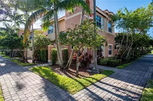 1009 SW 144th Ave, Pembroke Pines, FL 33027 - Photo 24