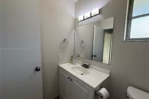 900 Tallwood Ave, Hollywood, FL 33021 - Photo 12