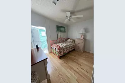 120 Caravan Cir, Other City - In The State Of Florida, FL 33903 - Photo 10