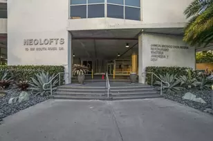 10 SW South River Dr, Miami, FL 33130 - Photo 40