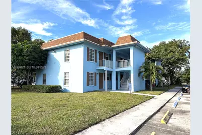 4951 Wedgewood Way #1, West Palm Beach, FL 33417 - Photo 1