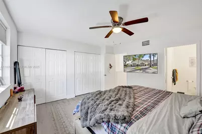 3643 San Simeon Cir, Weston, FL 33331 - Photo 10