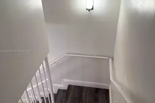 1304 NW 3rd St, Fort Lauderdale, FL 33311 - Photo 10