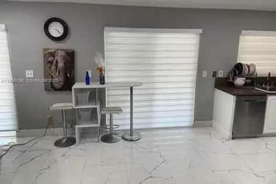 9530 Ashley Dr, Miramar, FL 33025 - Photo 8
